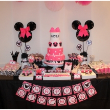 zebra-pink-minnie-mouse-inspired-birthday-party_djed-2