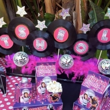 Popstar party supplies (15)